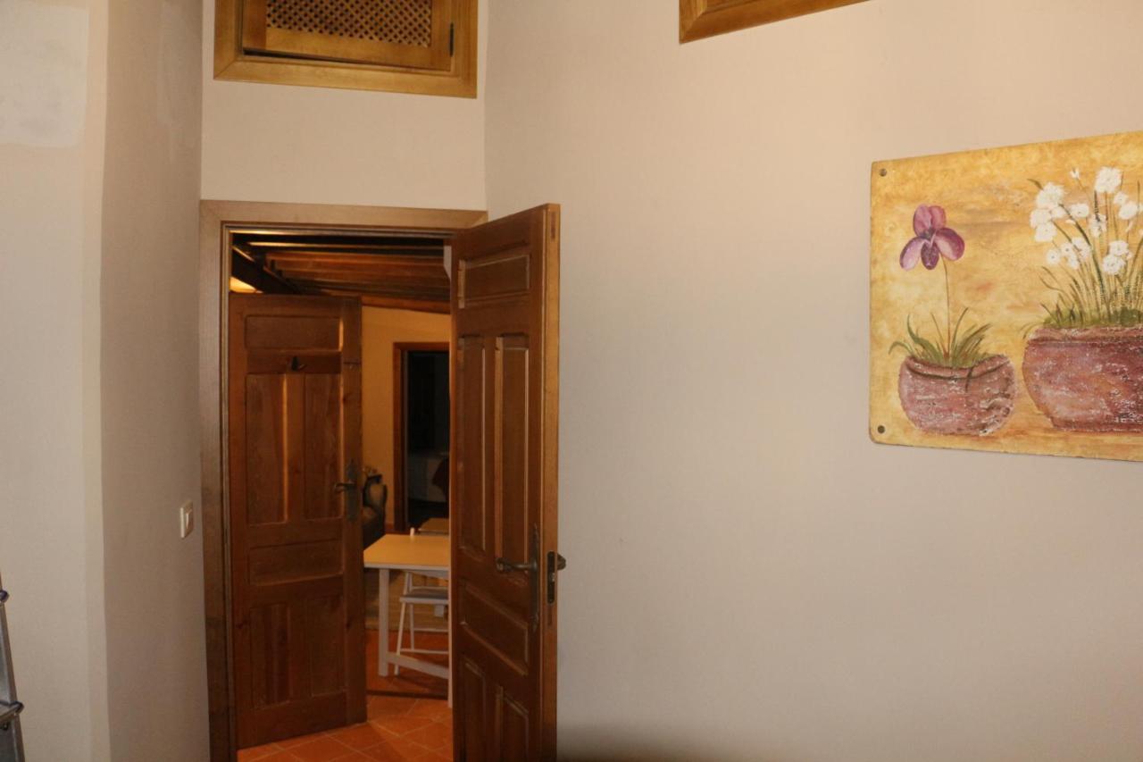 Apartamentos Coliseo Toledo Dış mekan fotoğraf