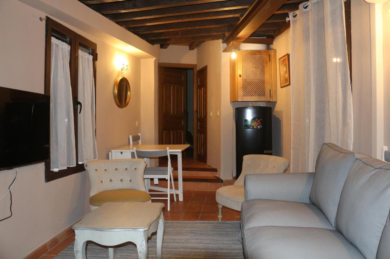 Apartamentos Coliseo Toledo Dış mekan fotoğraf