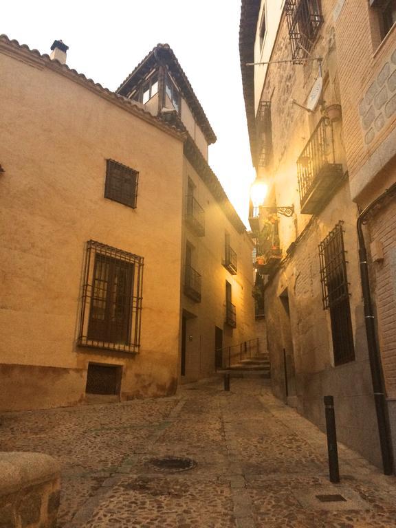 Apartamentos Coliseo Toledo Dış mekan fotoğraf