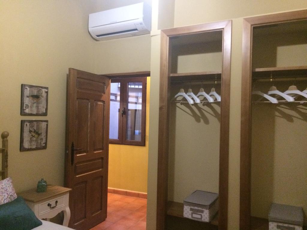 Apartamentos Coliseo Toledo Dış mekan fotoğraf