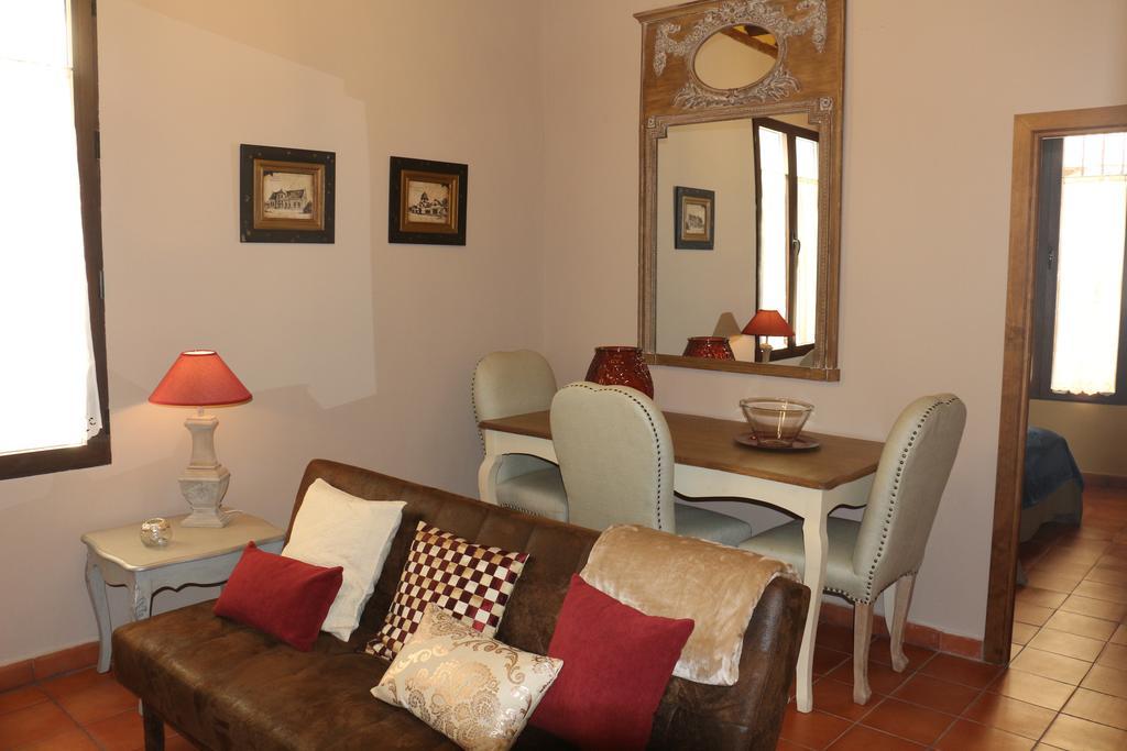 Apartamentos Coliseo Toledo Dış mekan fotoğraf